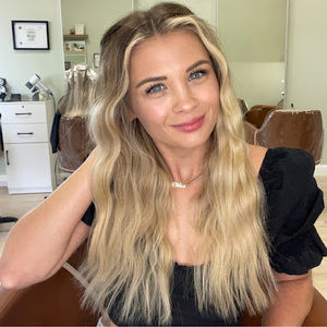 Meet your Posher, Courtney